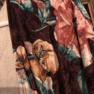 Chloe and Kate Kimono